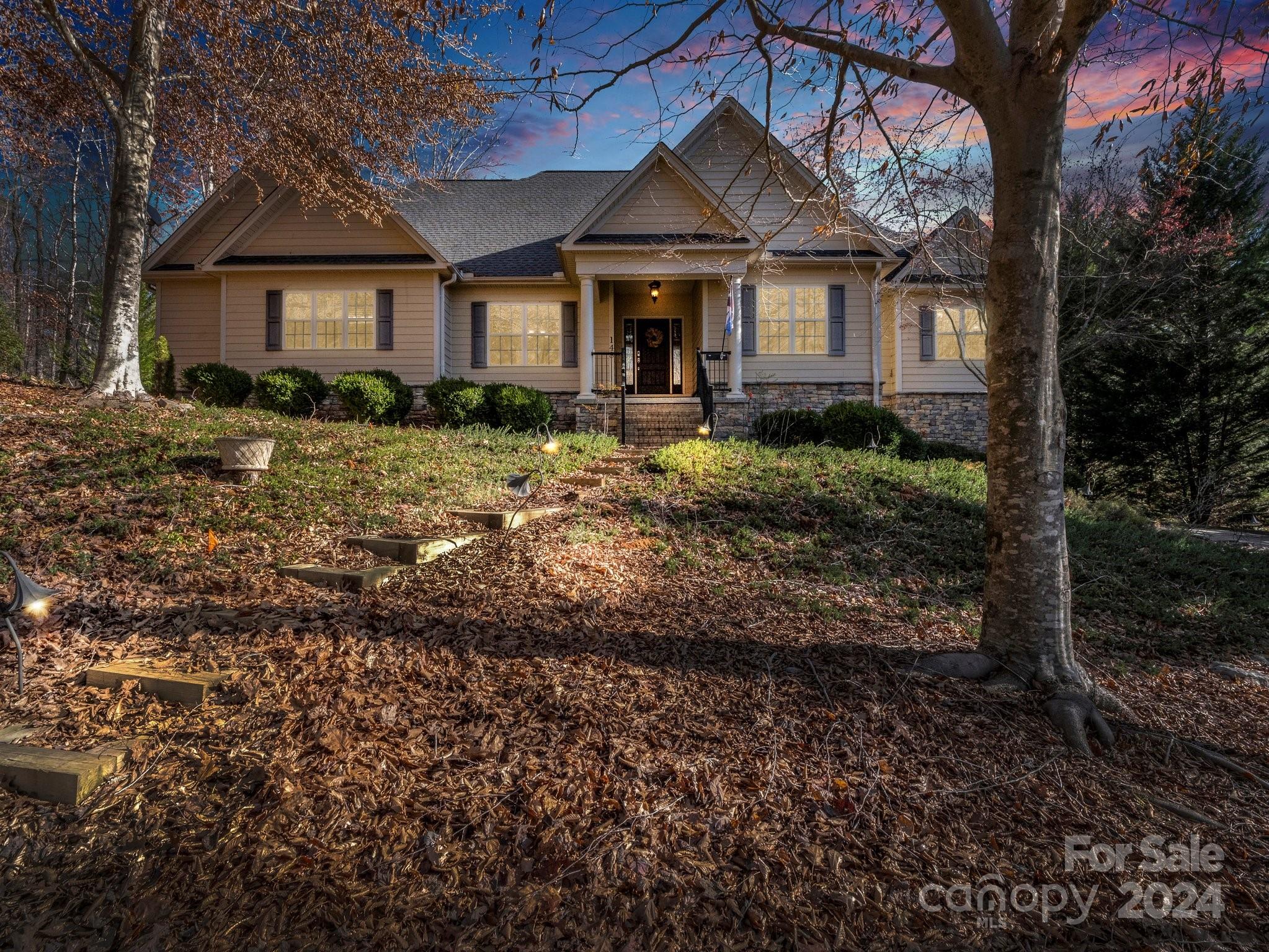 148 Courtland Court, Lake Lure, NC 28746