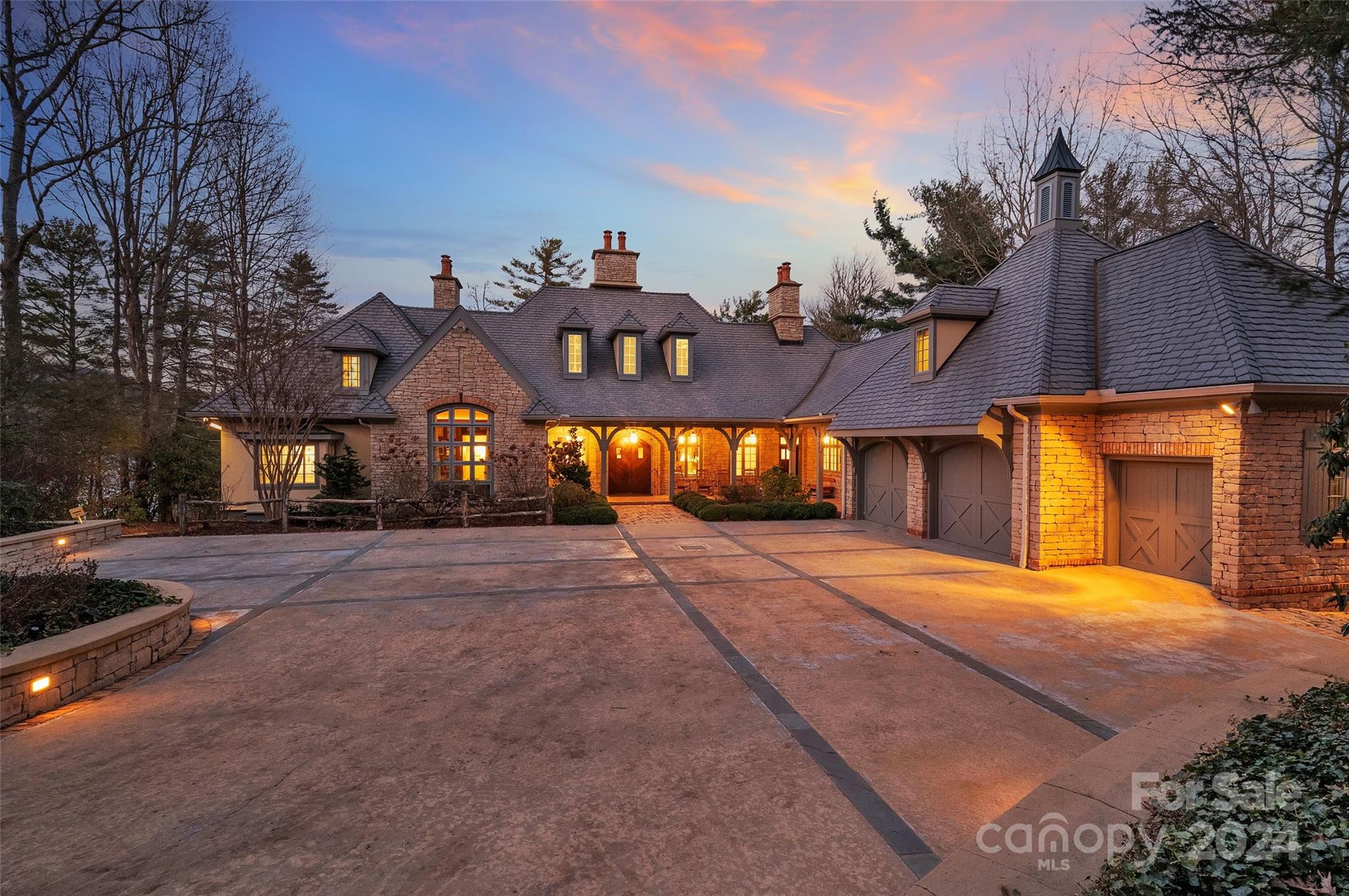 138 Indian Trace, Lake Toxaway, NC 28747