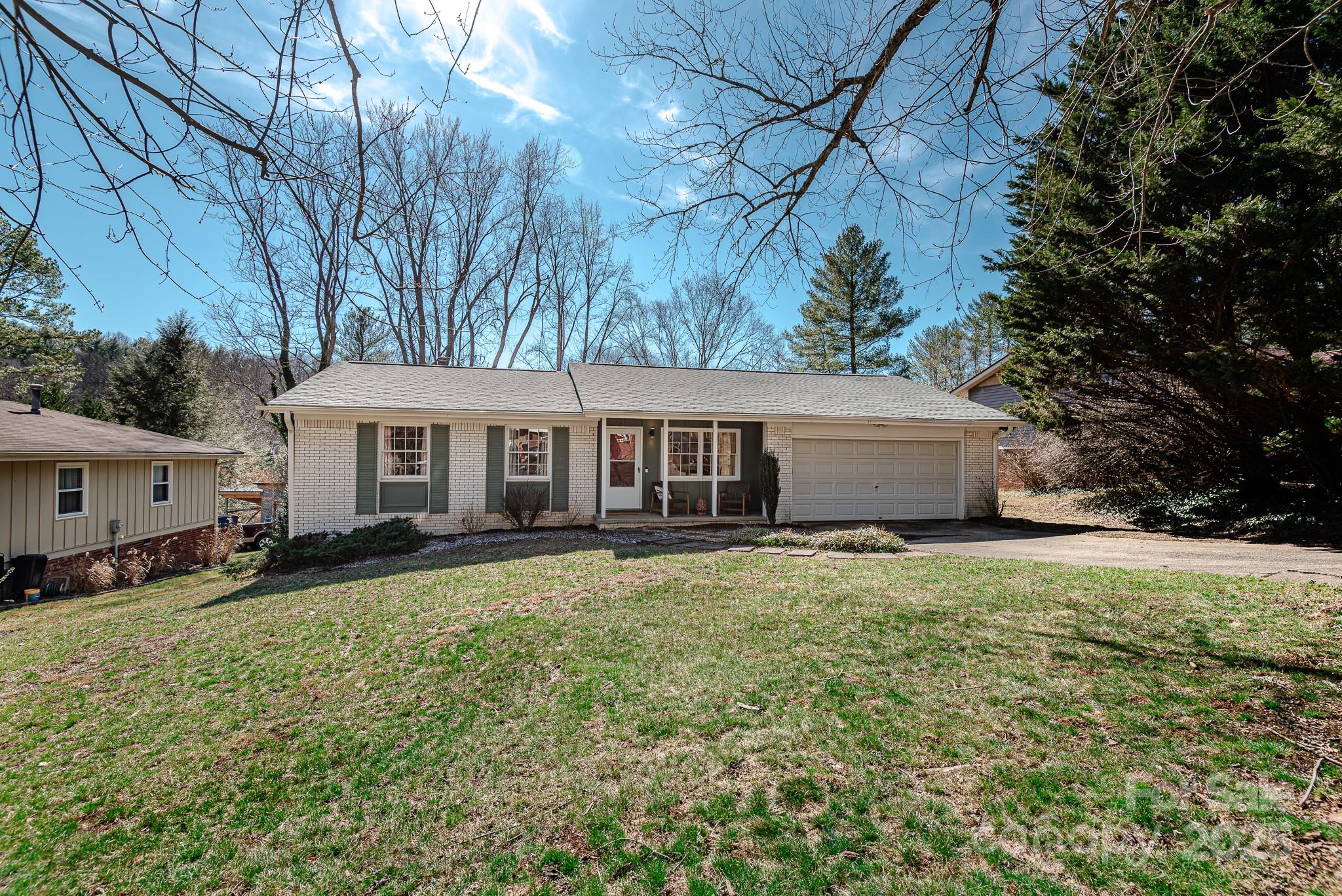 7 Brookcliff Drive, Asheville, NC 28804