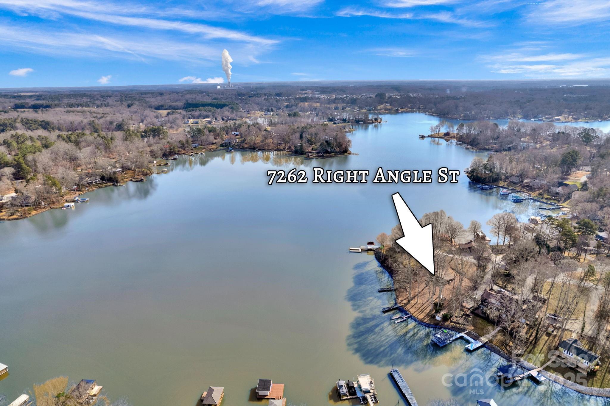 7262 Right Angle Street, Sherrills Ford, NC 28673