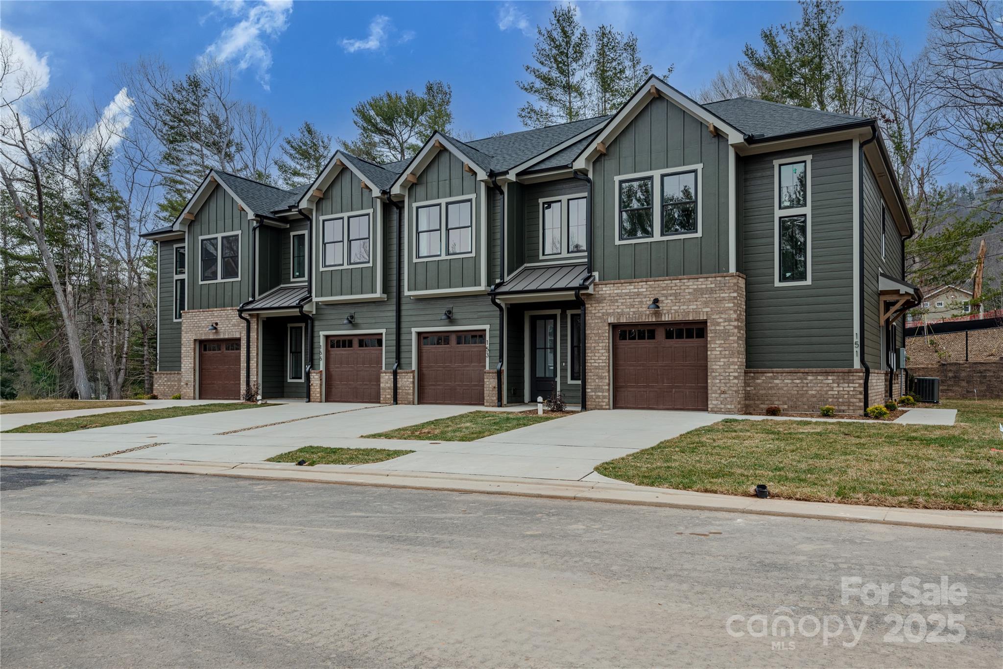 155 Collin Place, Asheville, NC 28804