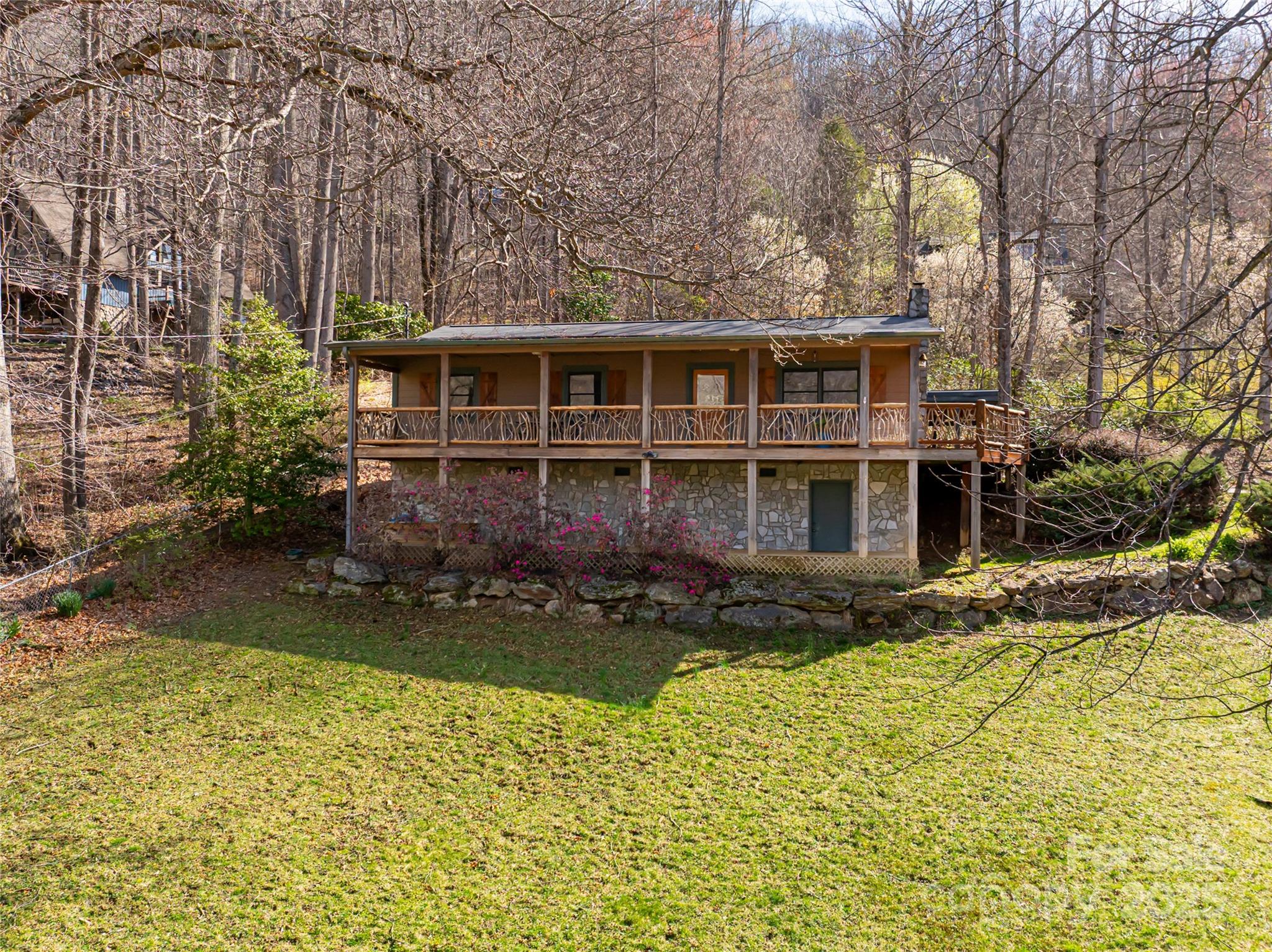 39 Antler Springs Way, Maggie Valley, NC 28751