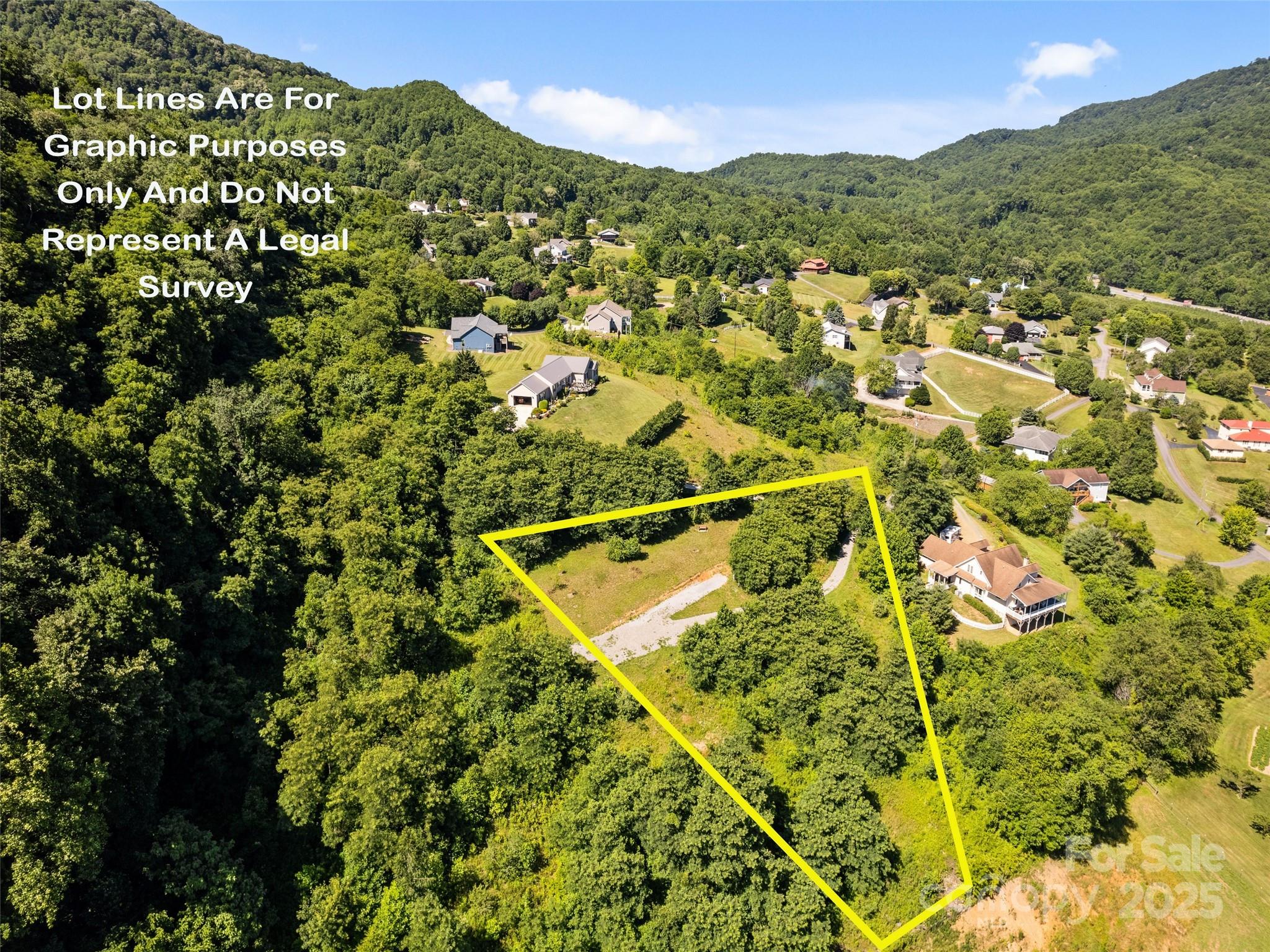 140 Sour Apple Lane, Waynesville, NC 28786