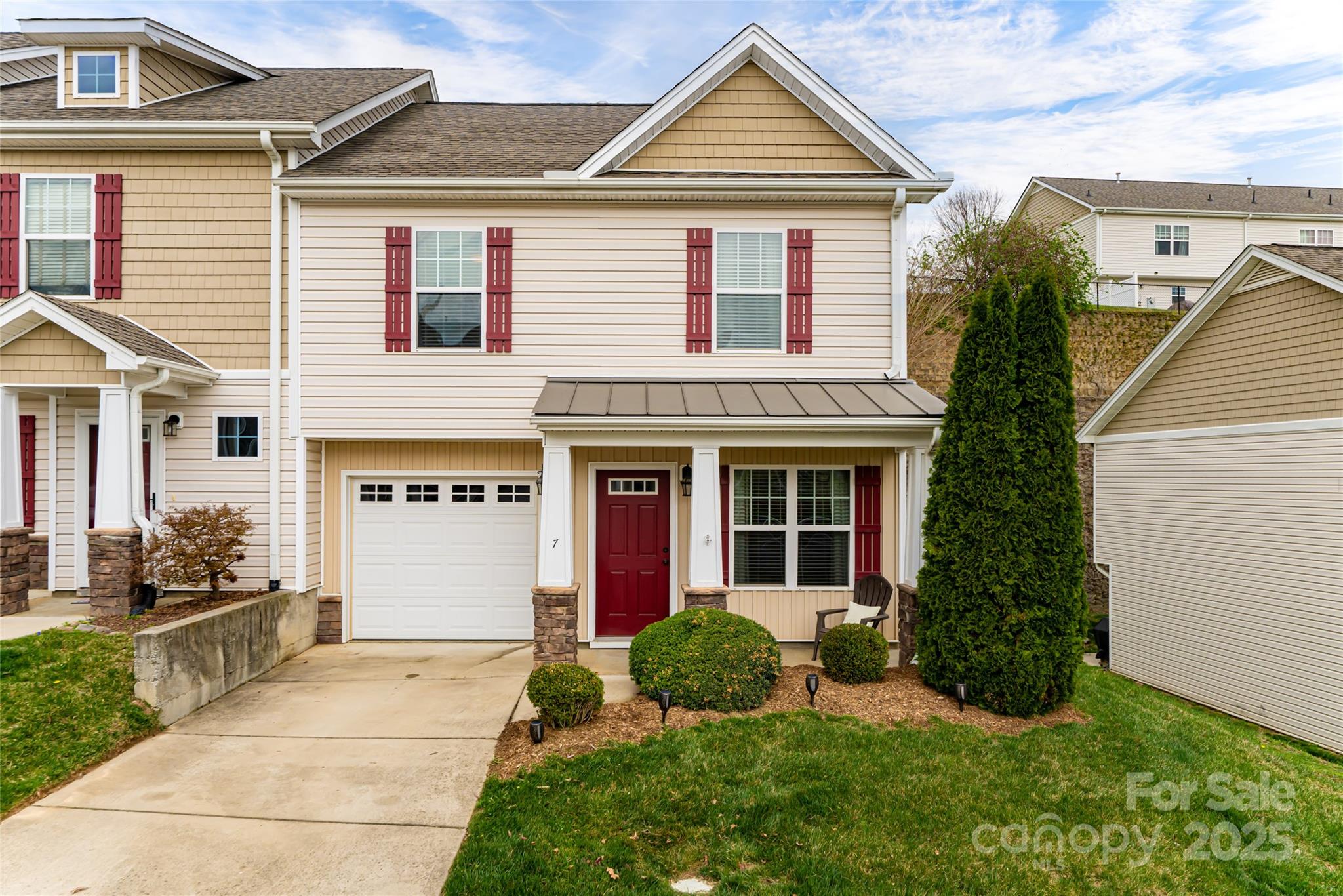 7 Barnett Shoals Drive, Weaverville, NC 28787
