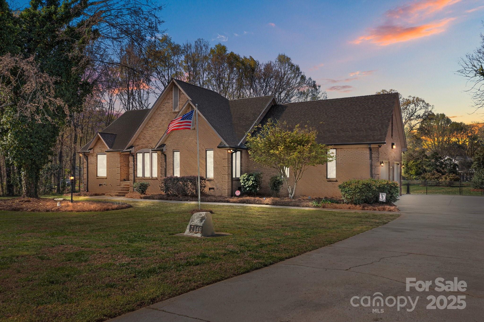 7146 Sifford Road, Stanley, NC 28164