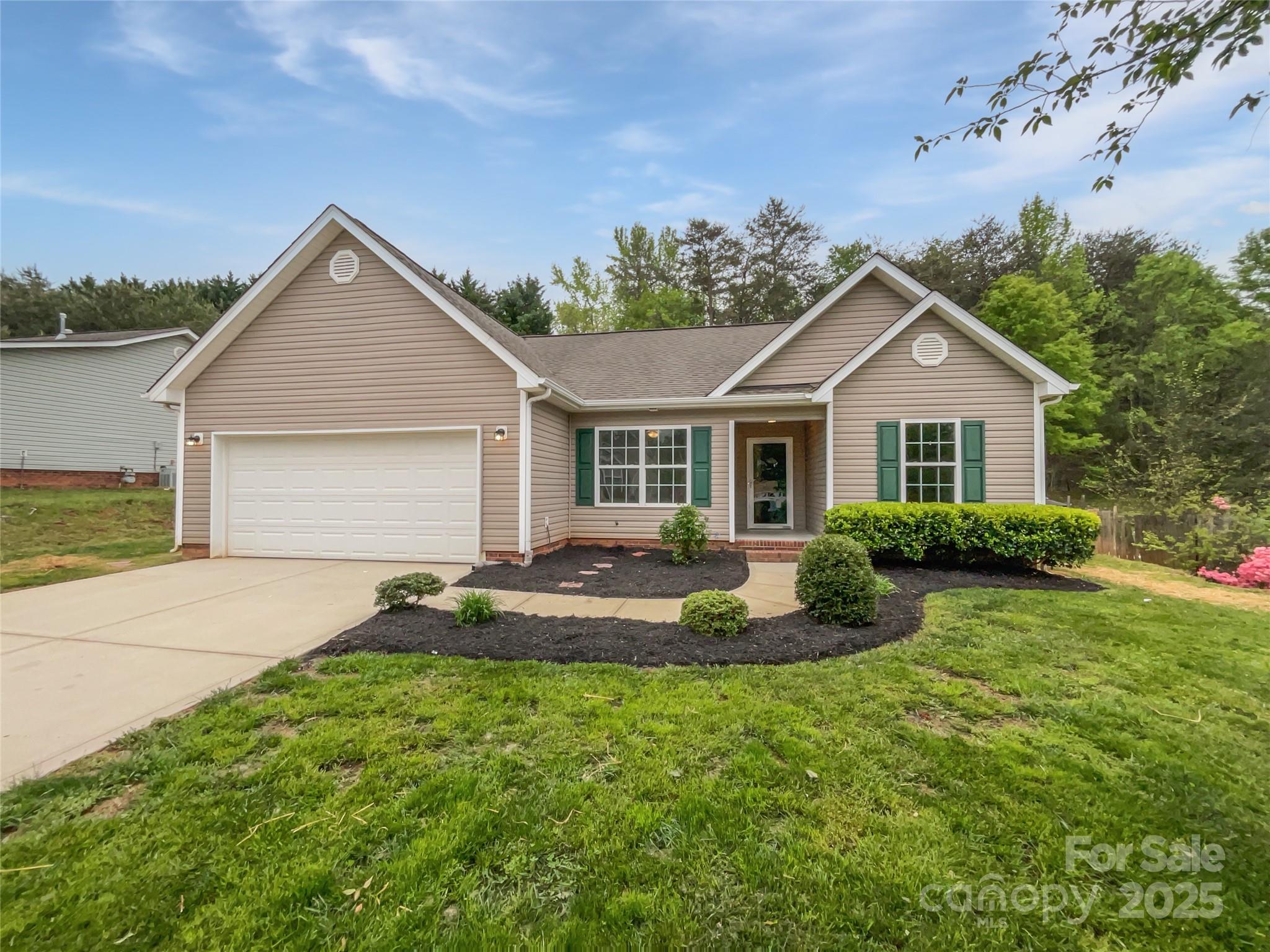 526 Pennyfields Lane, Clover, SC 29710