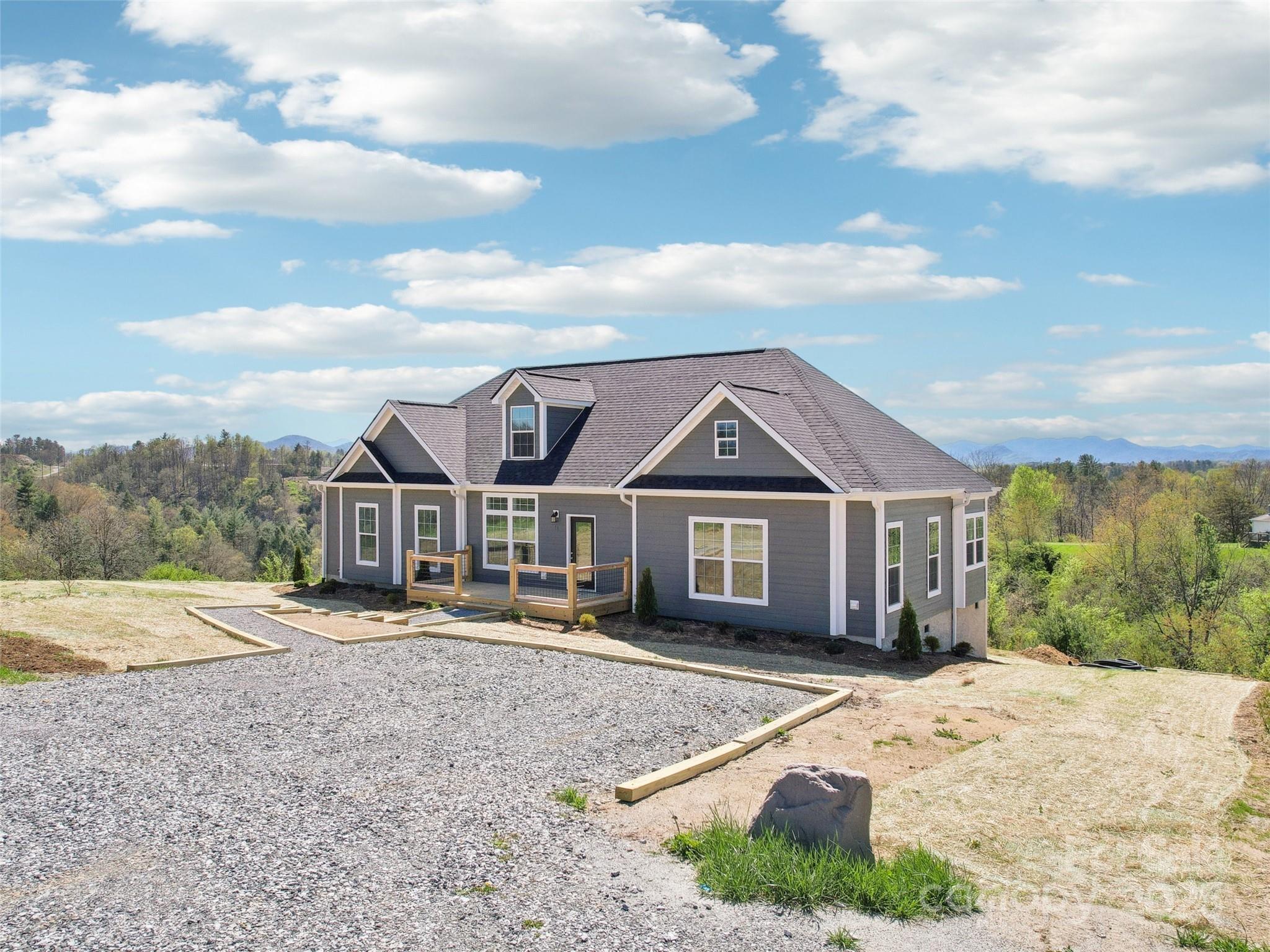 25 Colby Drive, Weaverville, NC 28787