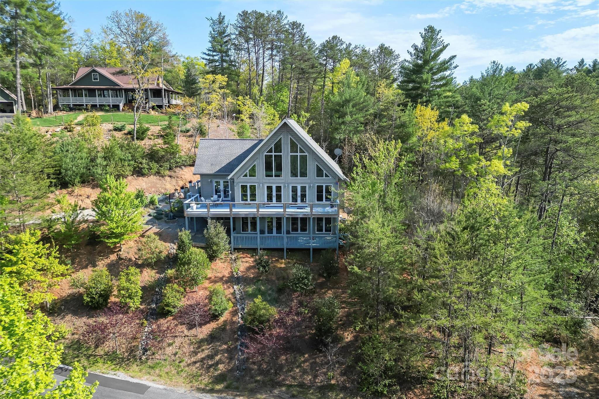 521 Waters Edge Drive, Nebo, NC 28761