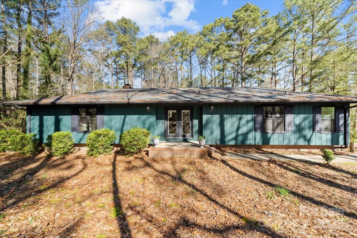 105 Tartan Trail, Southern Pines, NC 28387