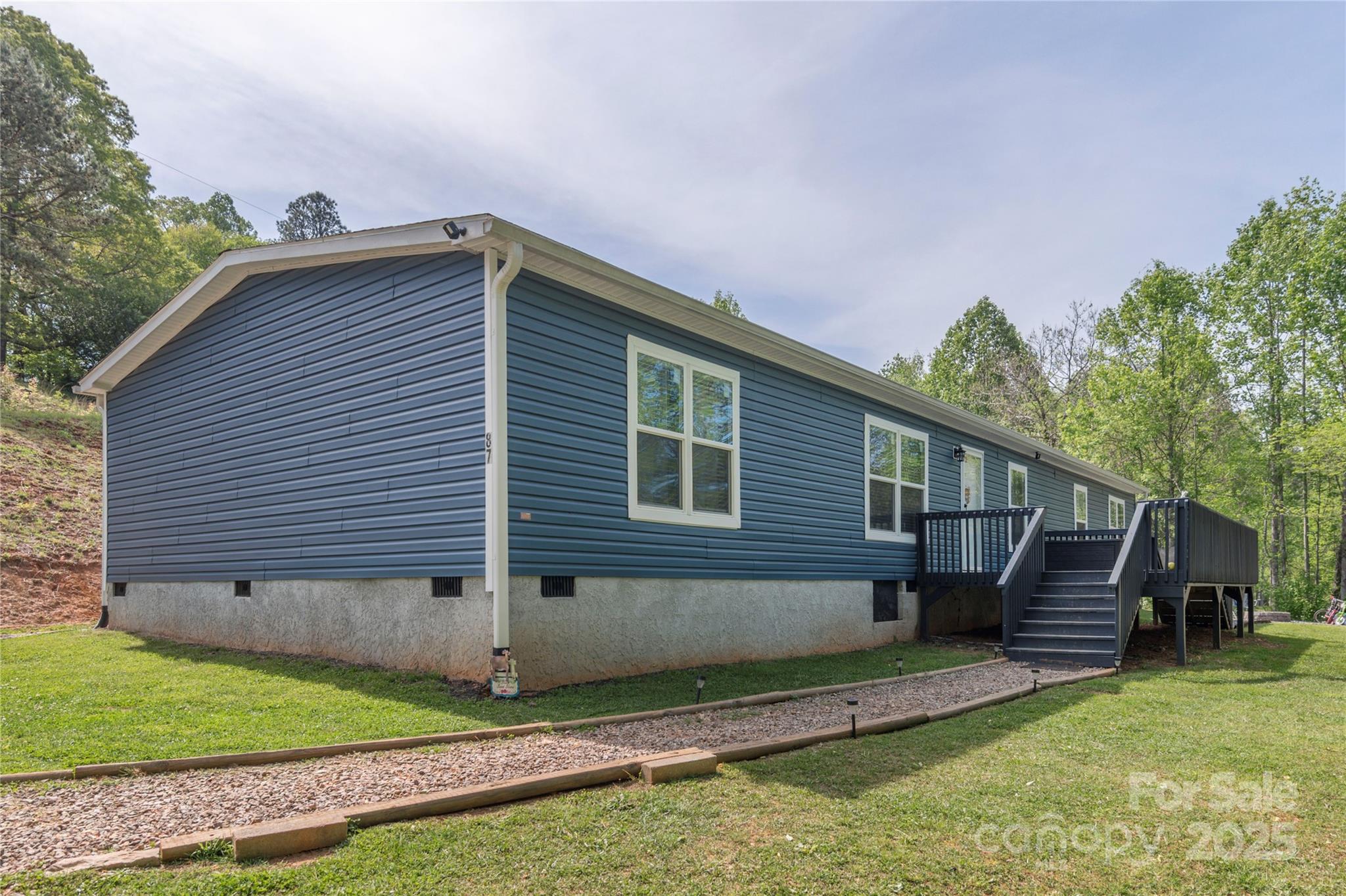 87 Horseback Lane, Marshall, NC 28753