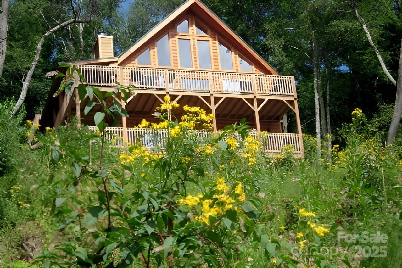 75 Donica View, Swannanoa, NC 28778