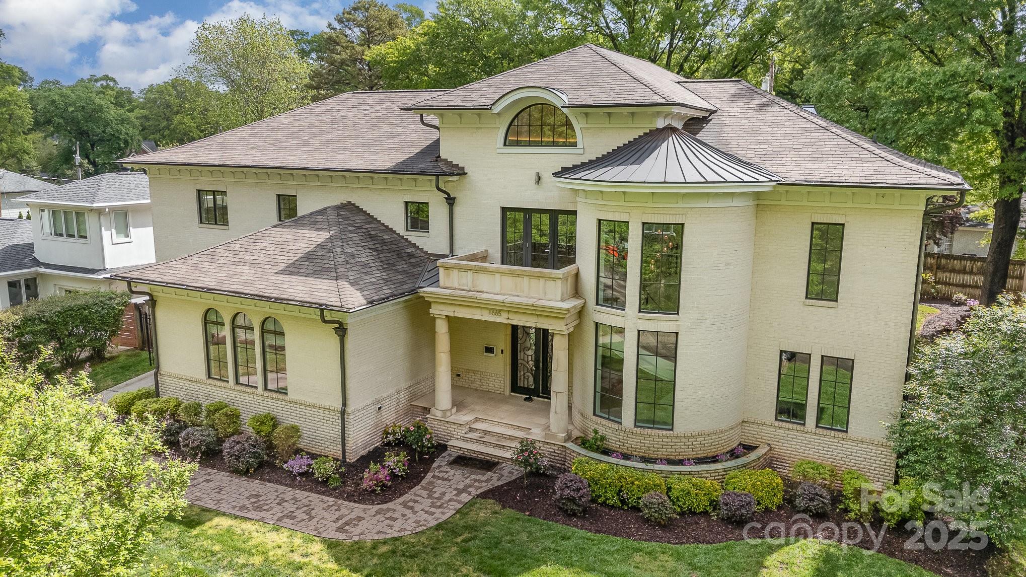 1665 Sterling Road, Charlotte, NC 28209