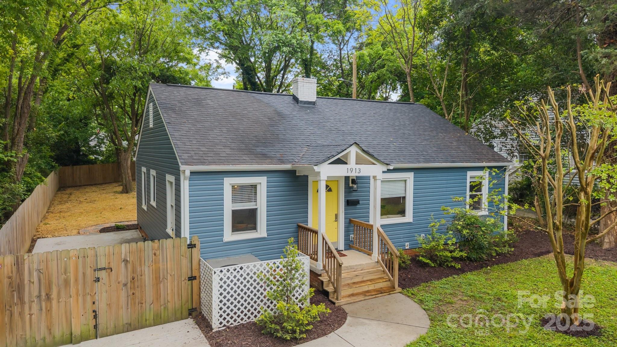 1913 Garibaldi Avenue, Charlotte, NC 28208
