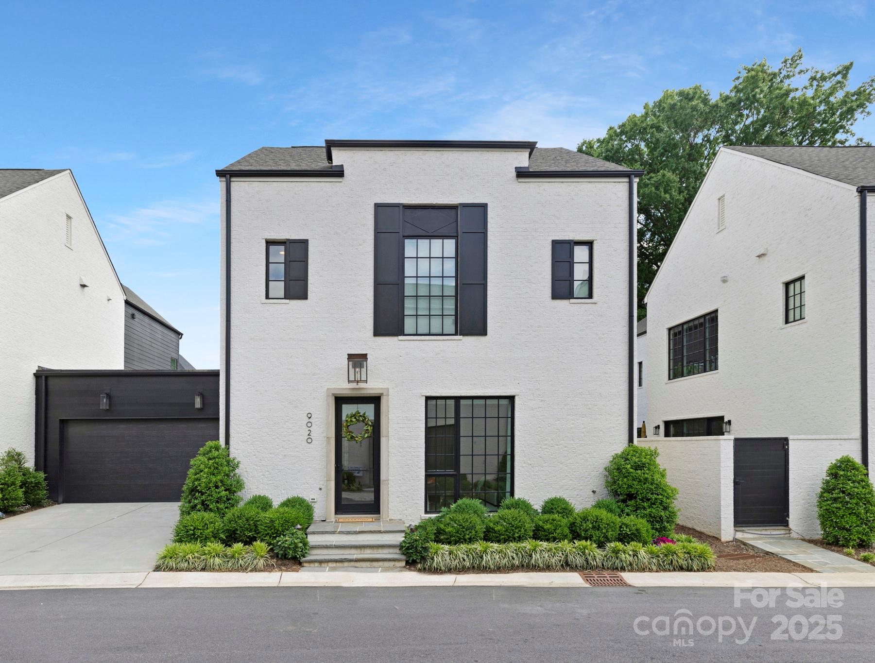 9020 Tynecastle Commons Court, Charlotte, NC 28226
