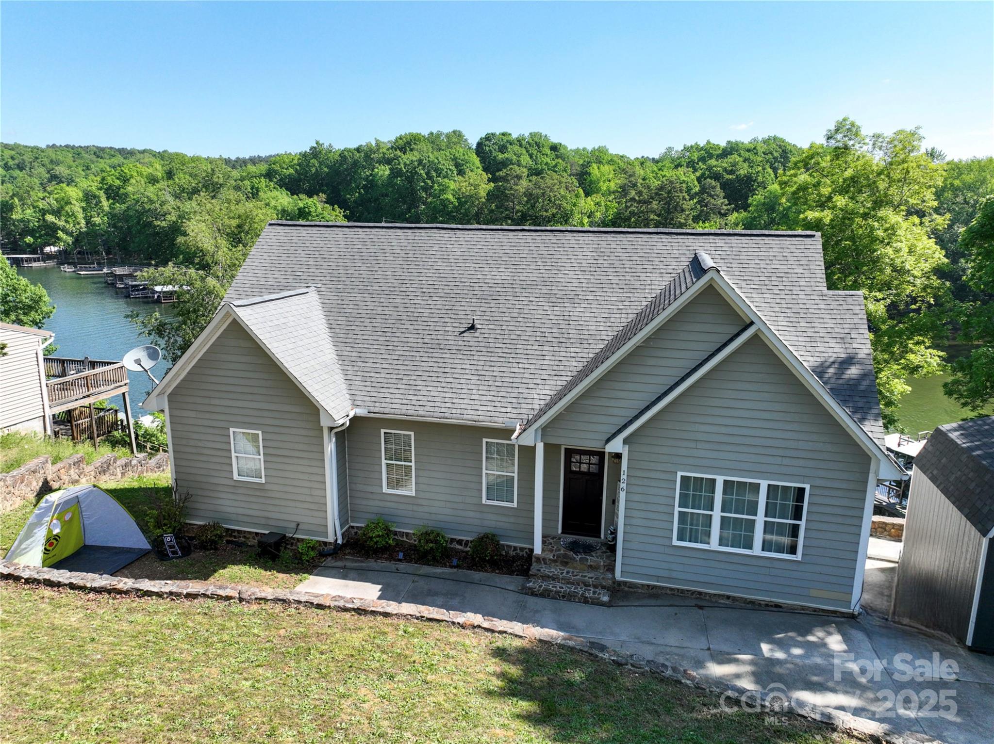 126 Strand Road, New London, NC 28127