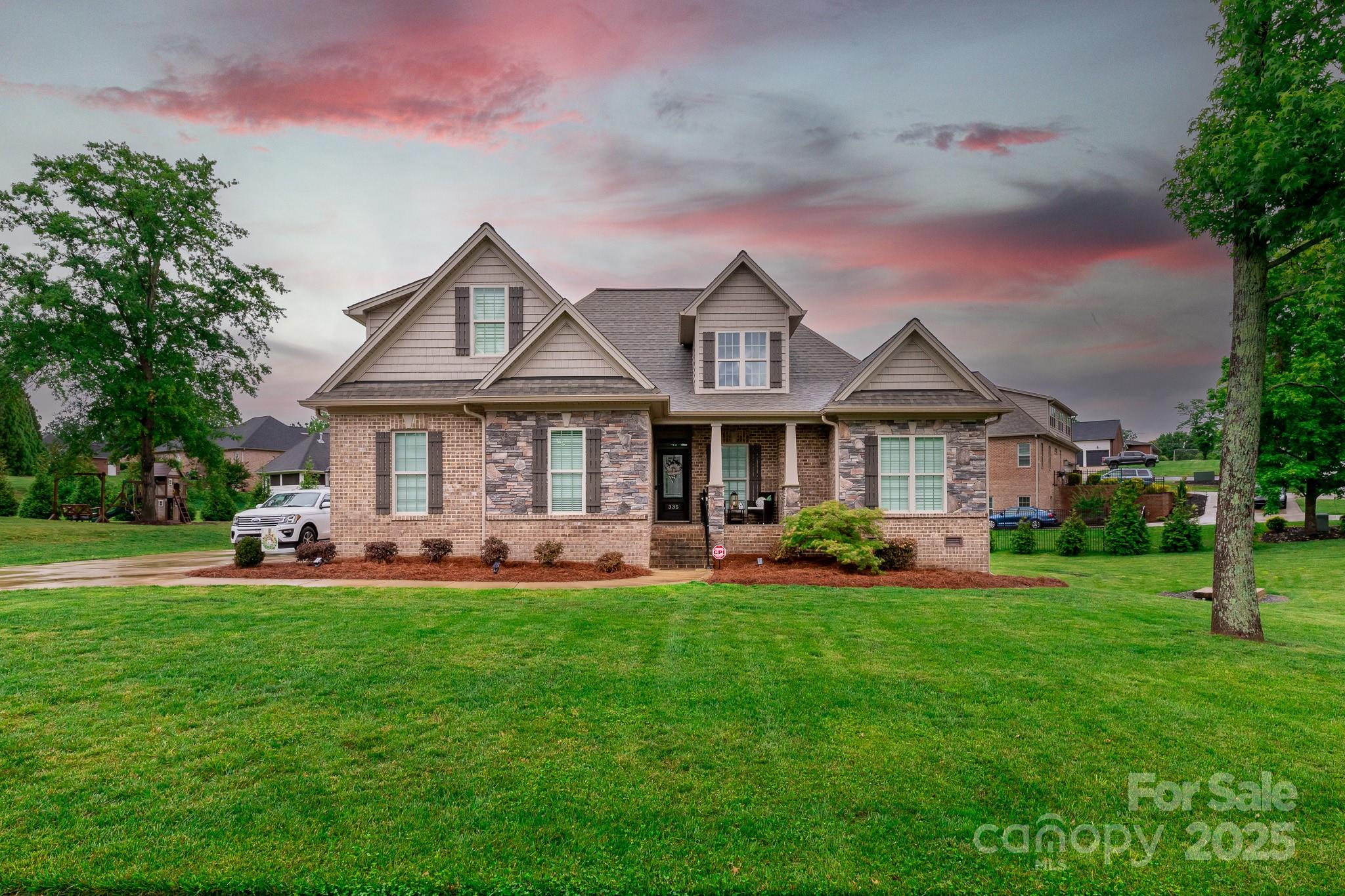 335 Wintergreen Court, Kings Mountain, NC 28086