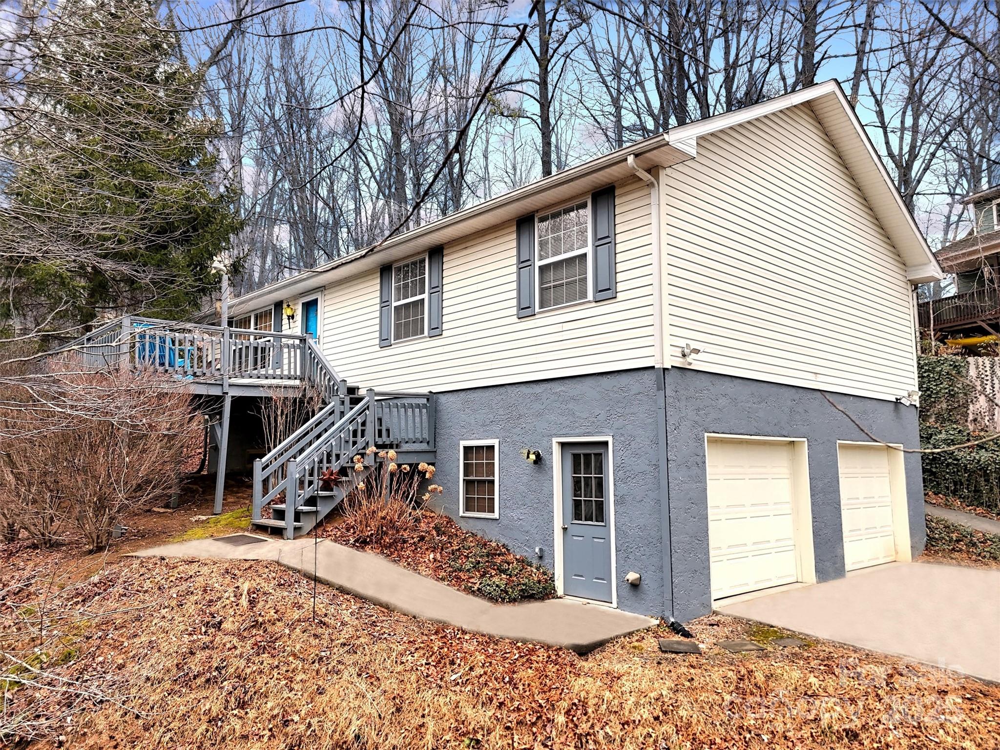330 Sleepy Hollow Drive, Waynesville, NC 28785