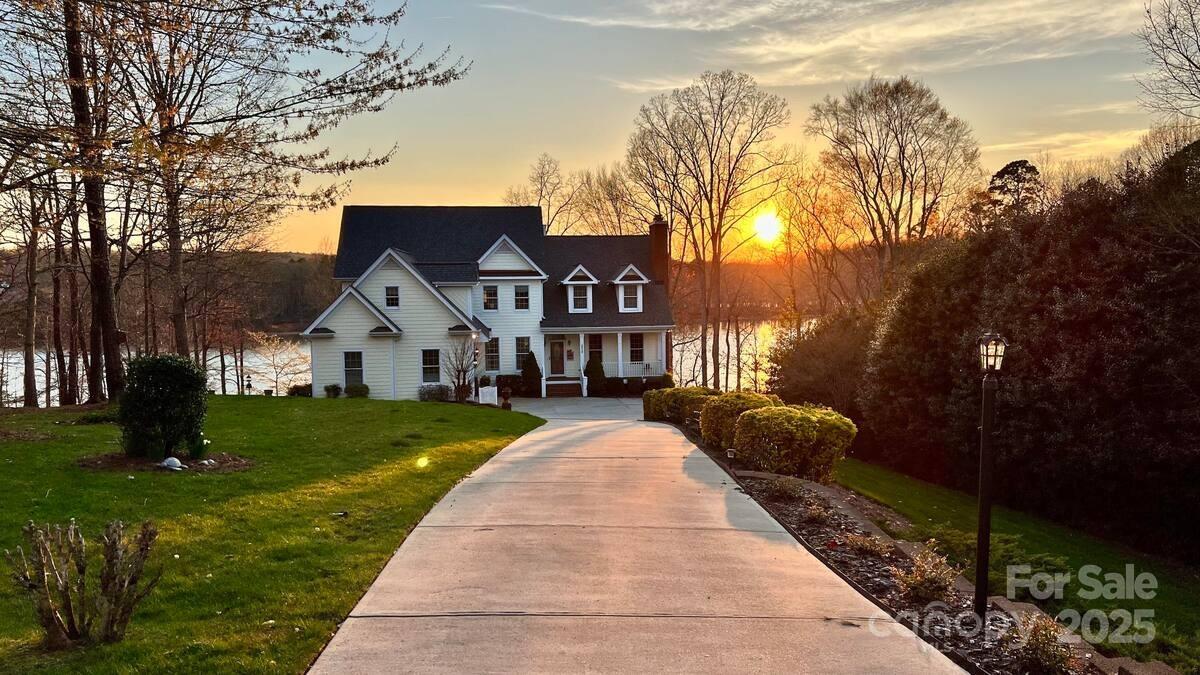 272 Harbor Ridge Drive, Statesville, NC 28677
