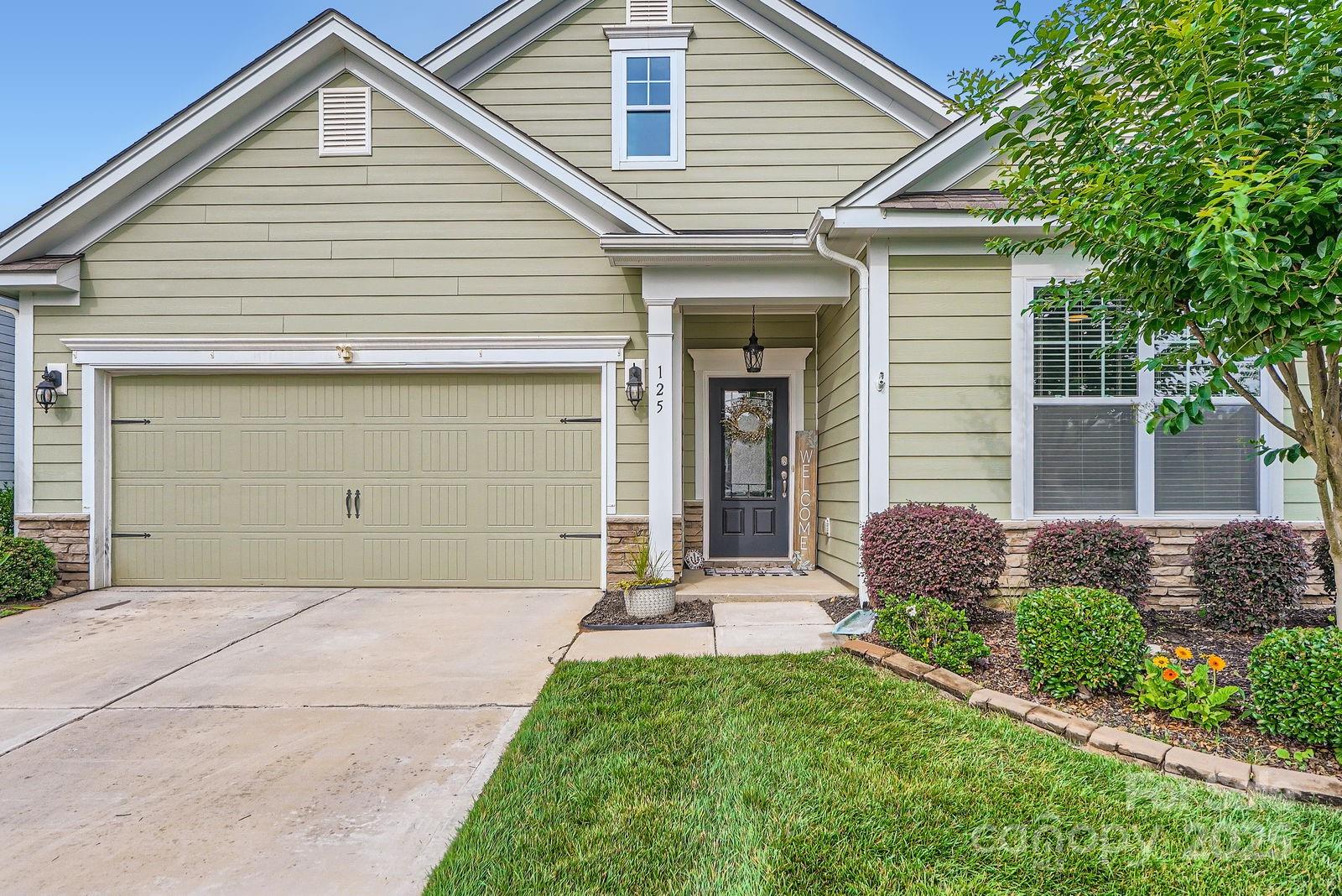 125 Rosebay Drive, Mooresville, NC 28117
