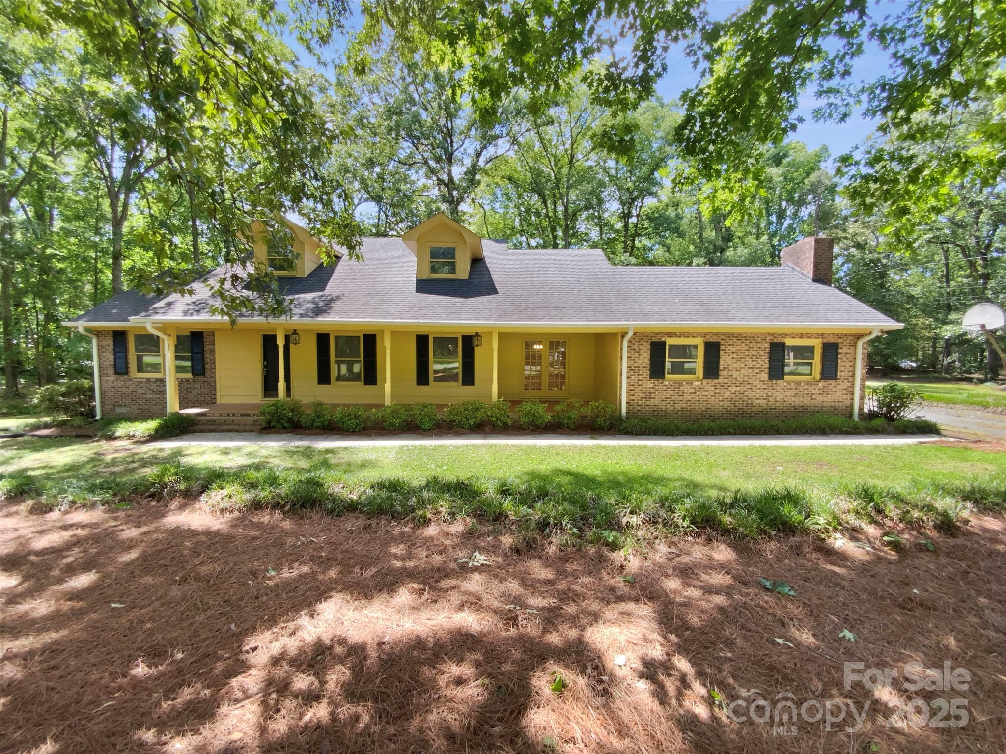 3203 Oakdale Drive, Monroe, NC 28110