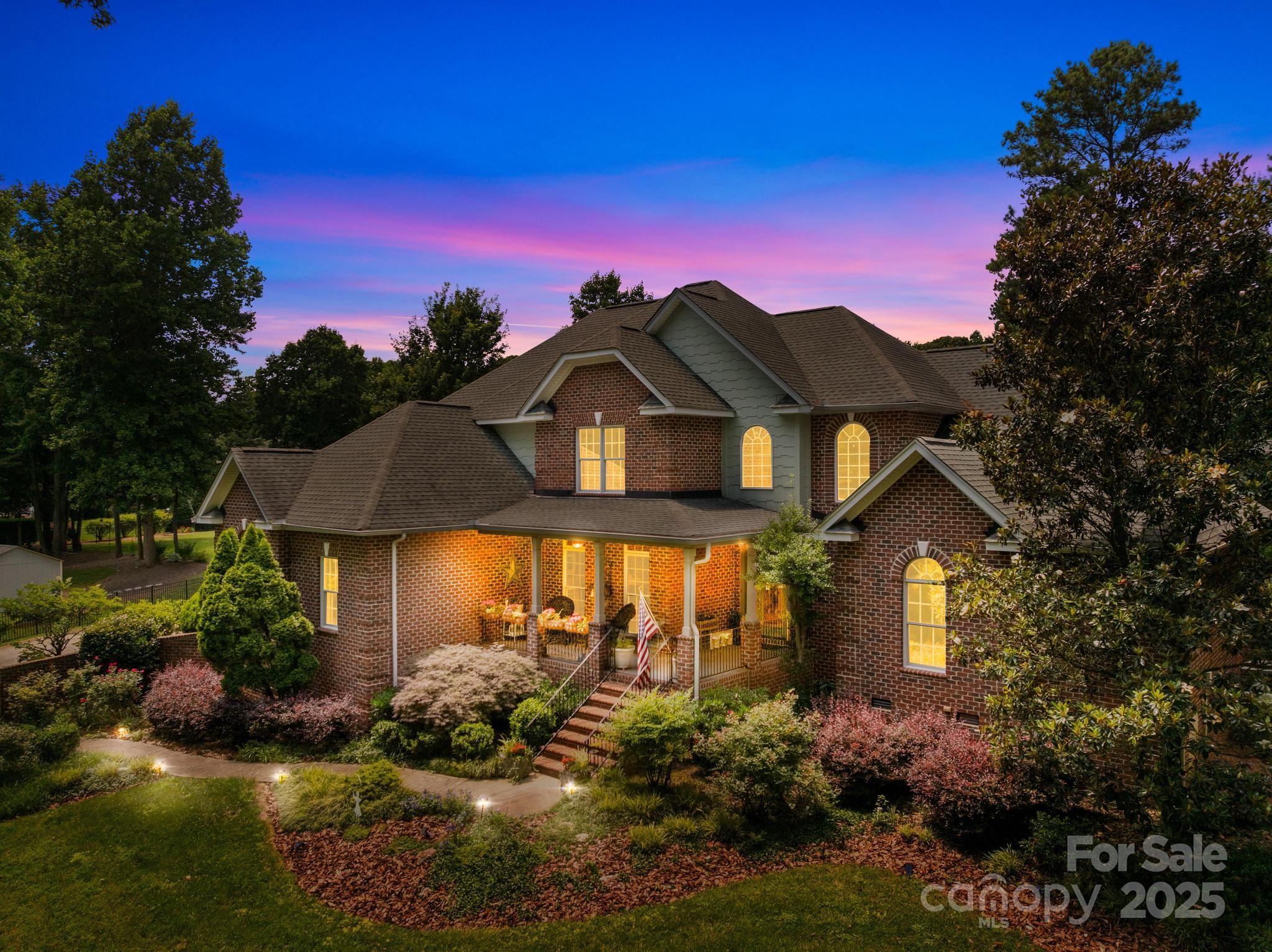 266 Riverwood Road, Mooresville, NC 28117