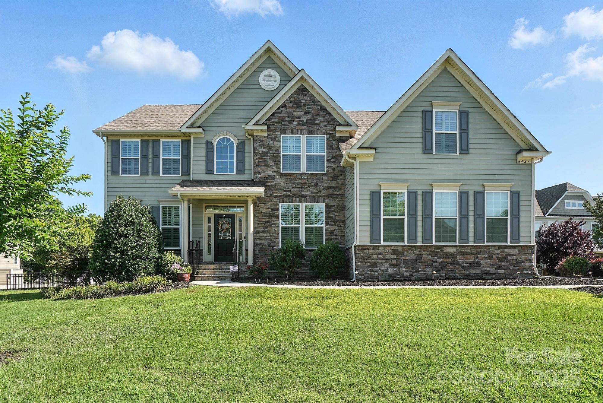 8427 Penton Place, Harrisburg, NC 28075