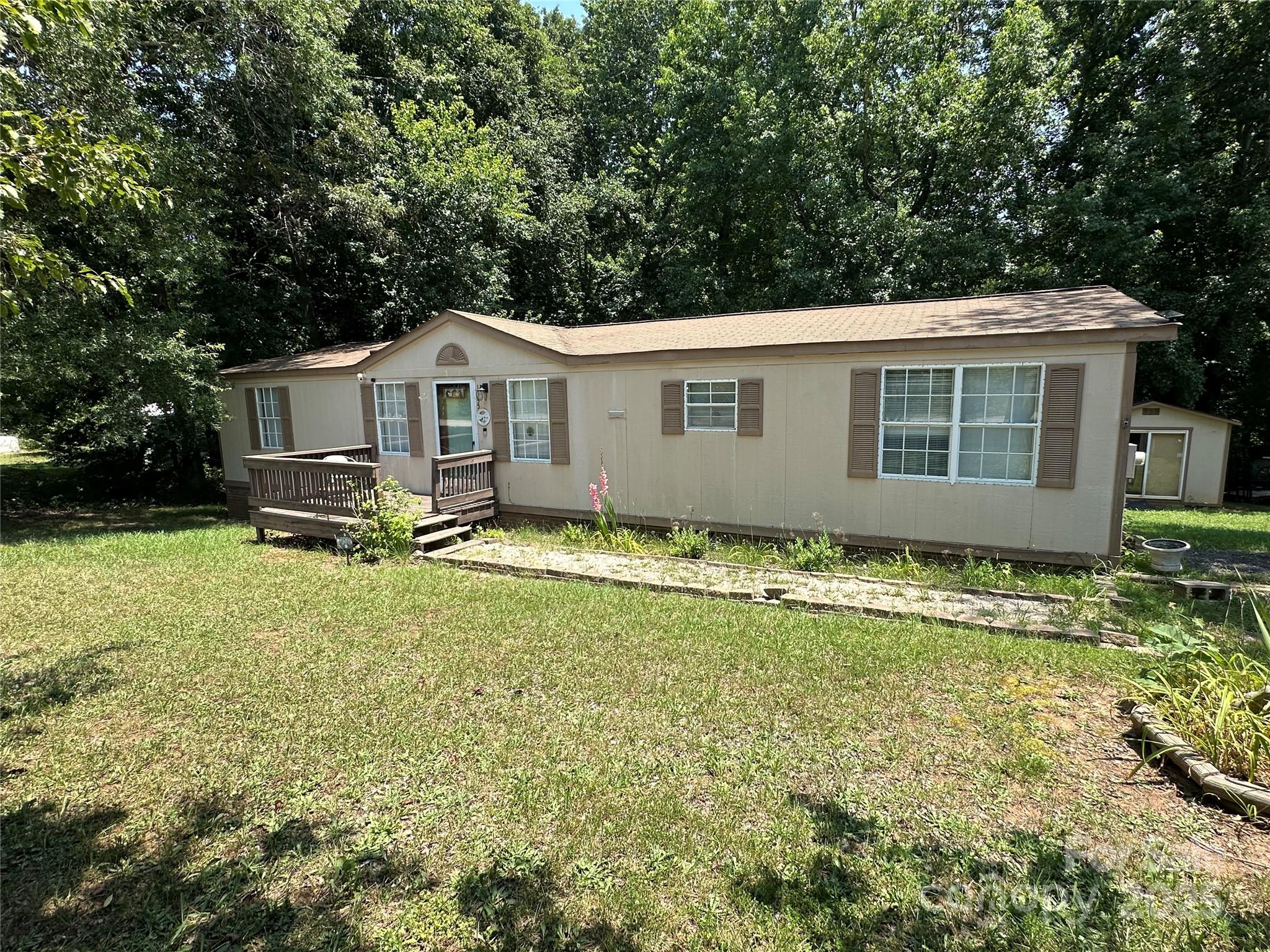1355 Oak Breeze Drive, Mooresville, NC 28115
