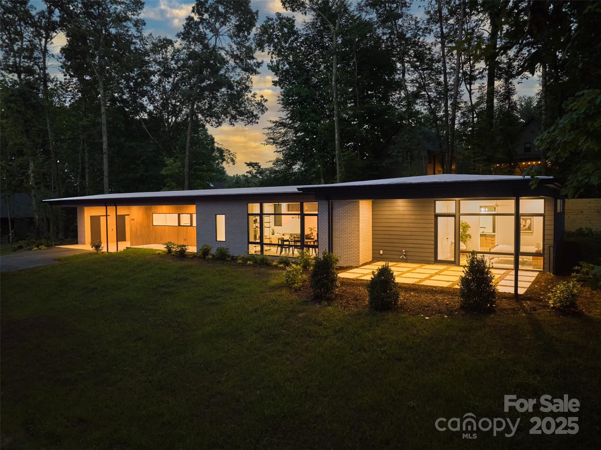 129 English Drive, Candler, NC 28715