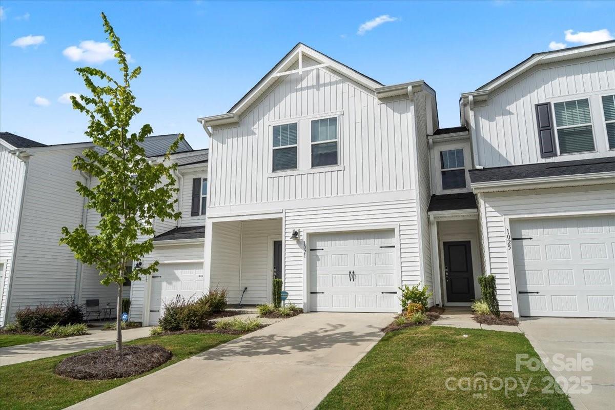 1021 Plumcrest Drive, Charlotte, NC 28216