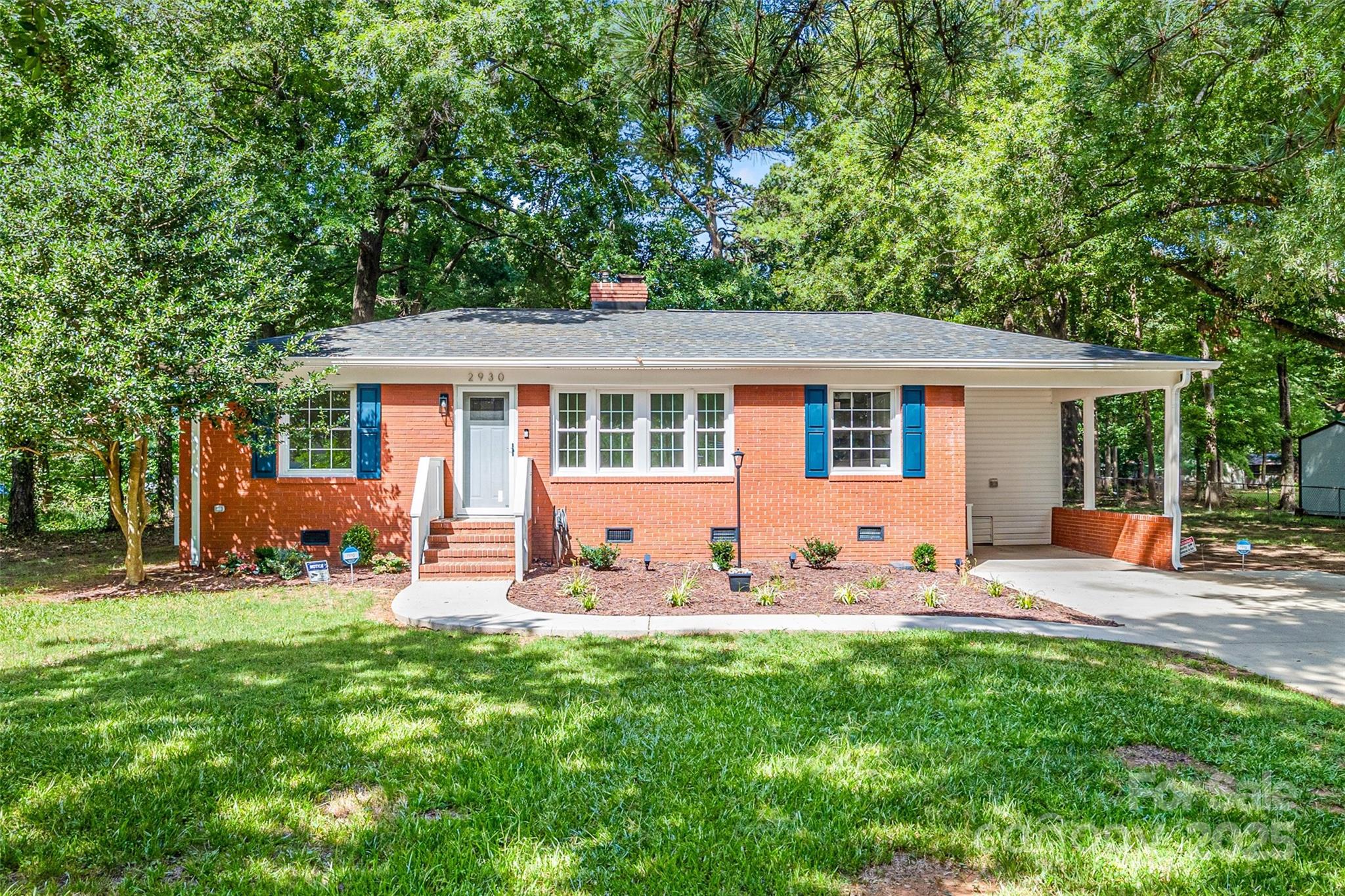 2930 Sheets Circle, Charlotte, NC 28214