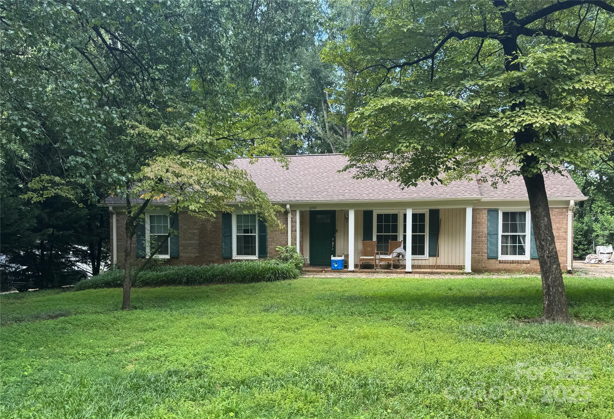 6900 Valley Haven Drive, Charlotte, NC 28211