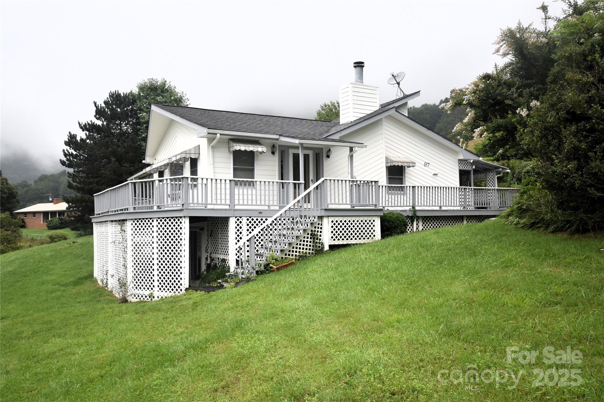 97 Crestwood Drive, Maggie Valley, NC 28751