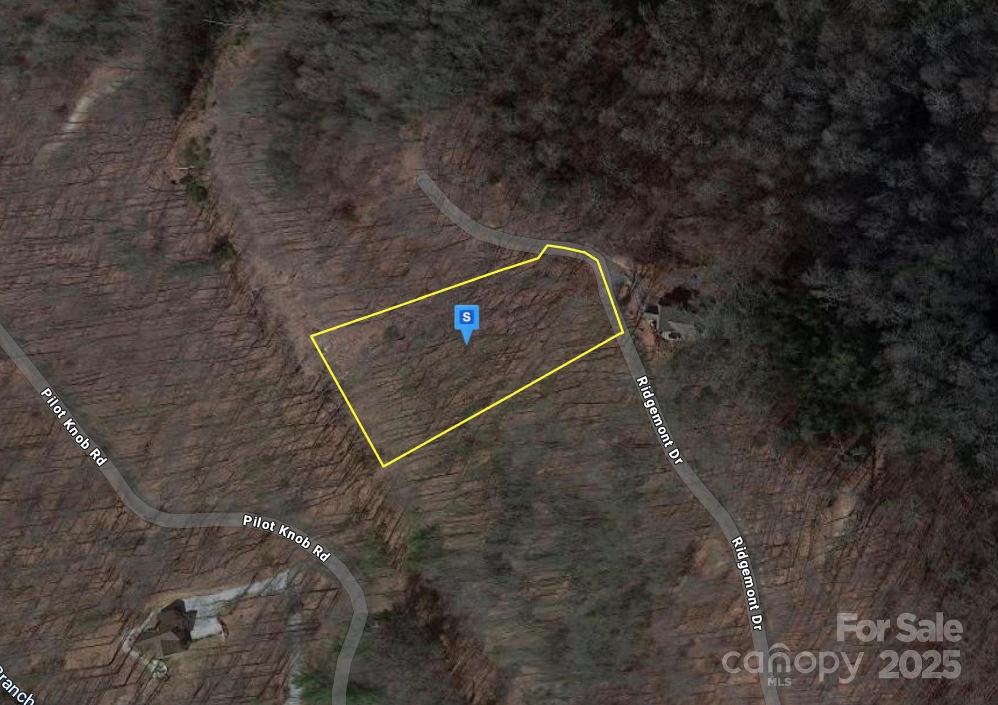 335 Ridgemont Drive, Glenville, NC 28736