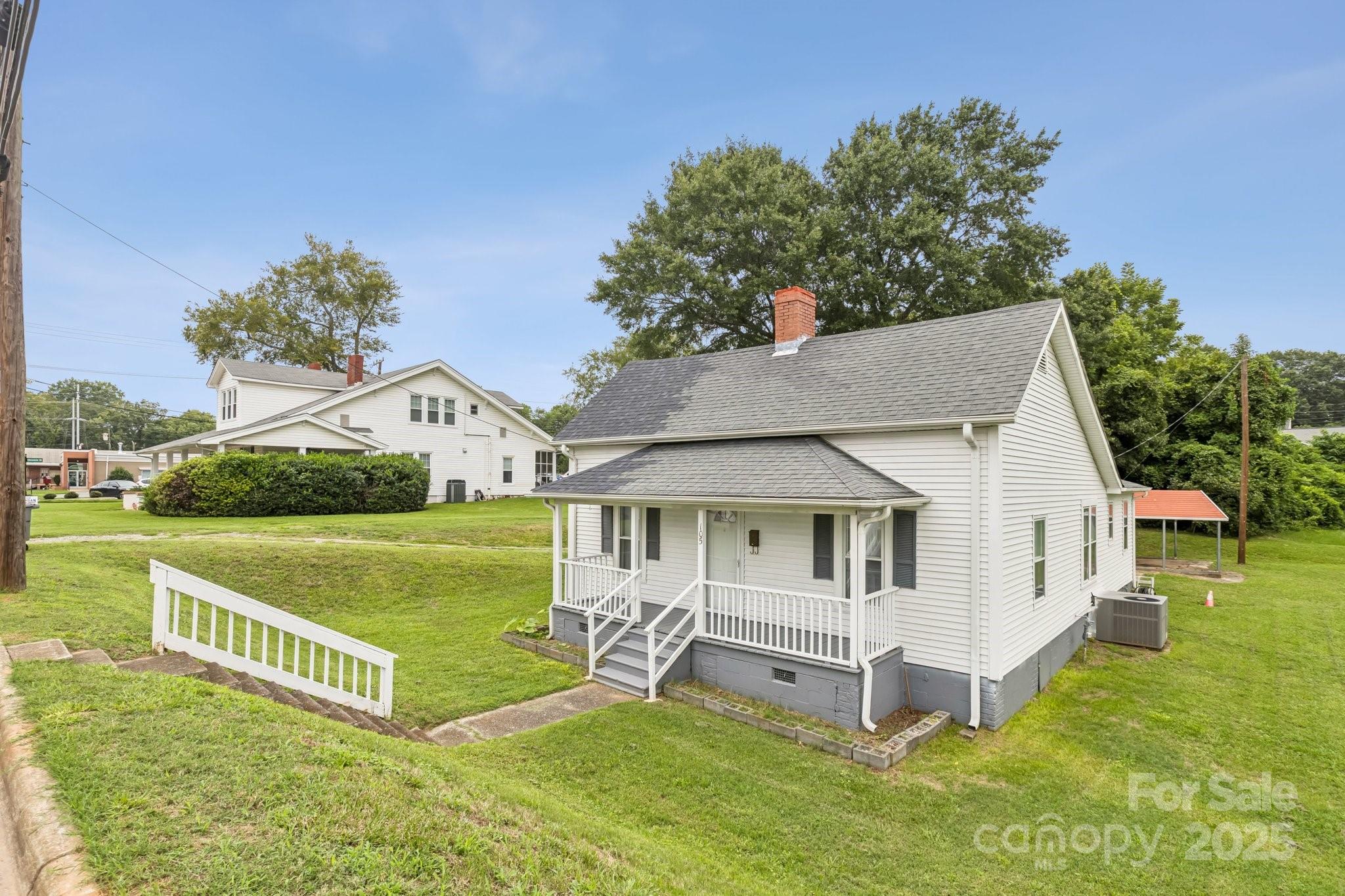 105 Catawba Street, Belmont, NC 28012