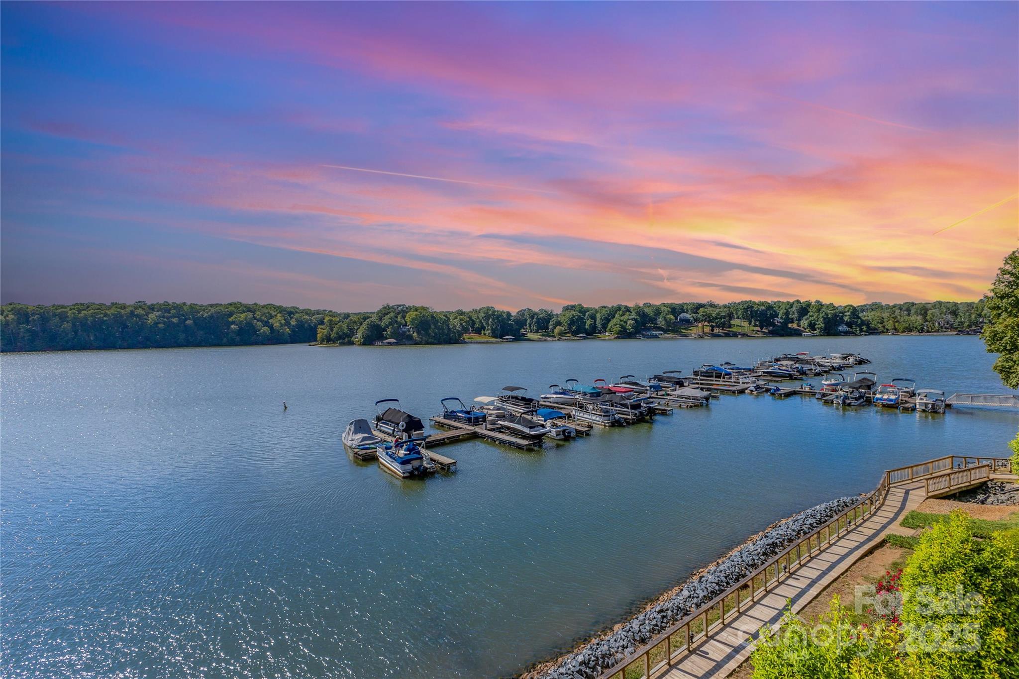 7332 Lake Front Drive, Charlotte, NC 28278