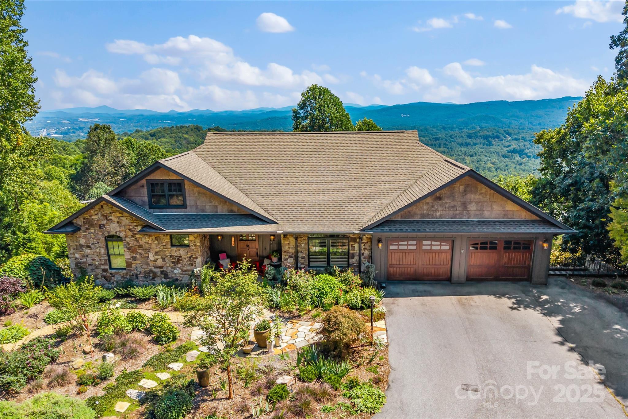 159 Alta Circle, Hendersonville, NC 28739